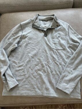 L.L. Bean Men's Light Gray Snap-Front Henley Pullover